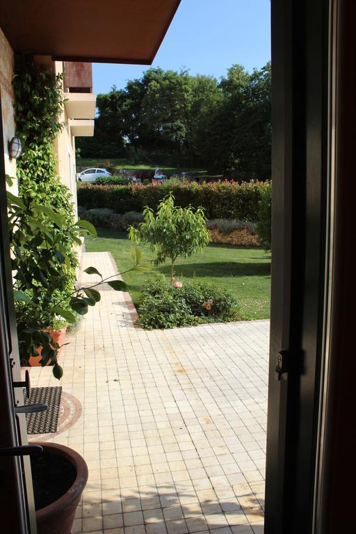 La Casetta Del Tiglio Bed & Breakfast Arcugnano Oda fotoğraf